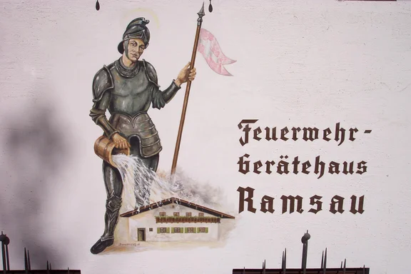 Feuerwehrhaus 003.jpg